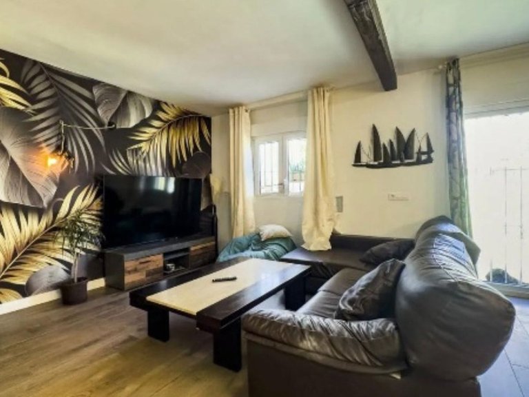 Villa for Sale in Estepona, Malaga 4