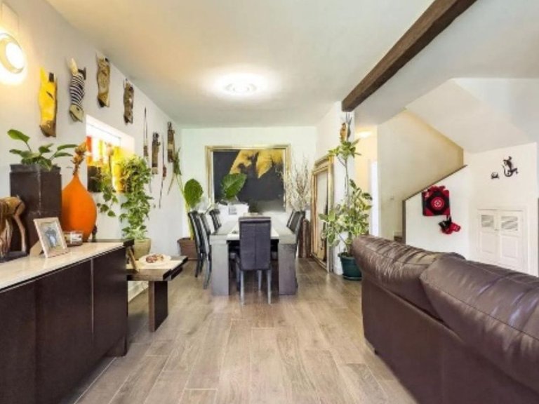 Villa for Sale in Estepona, Malaga 8