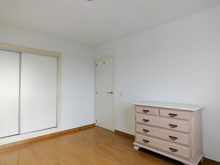 Apartment for Sale in San Pedro De Alcántara, Malaga 30