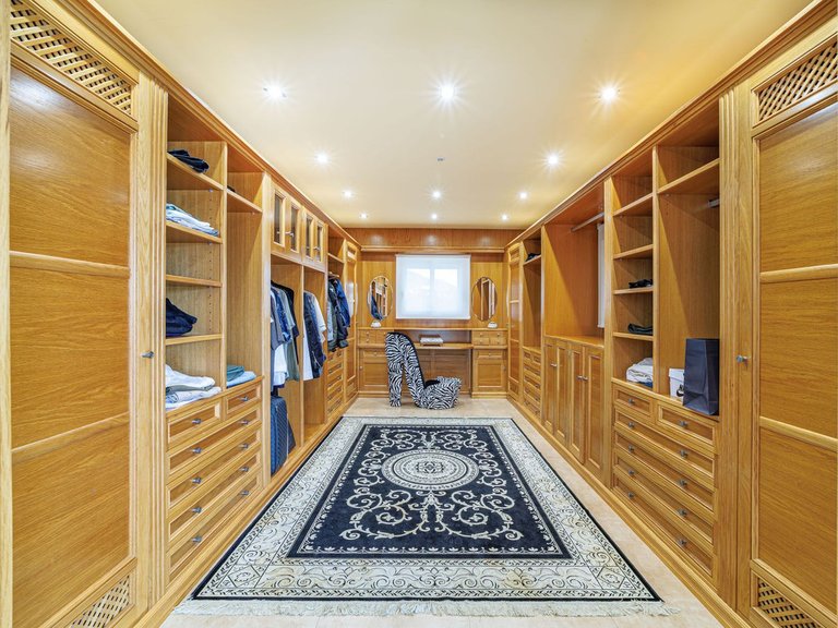 Villa for Sale in Marbella, Malaga 19