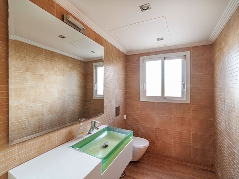Villa for Sale in Marbella, Malaga 48