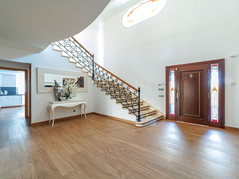 Villa for Sale in Marbella, Malaga 5