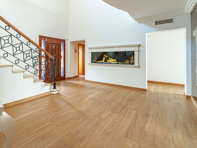 Villa for Sale in Marbella, Malaga 6