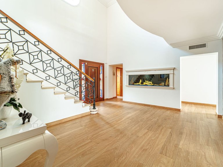 Villa for Sale in Marbella, Malaga 7