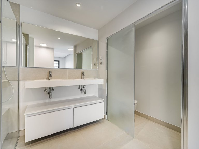 Apartment for Sale in Fuengirola, Malaga 25
