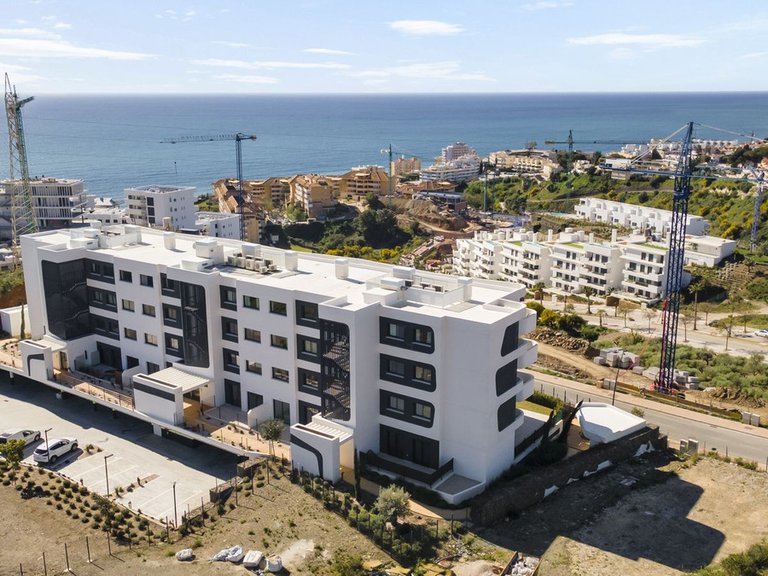 Apartment for Sale in Fuengirola, Malaga 41