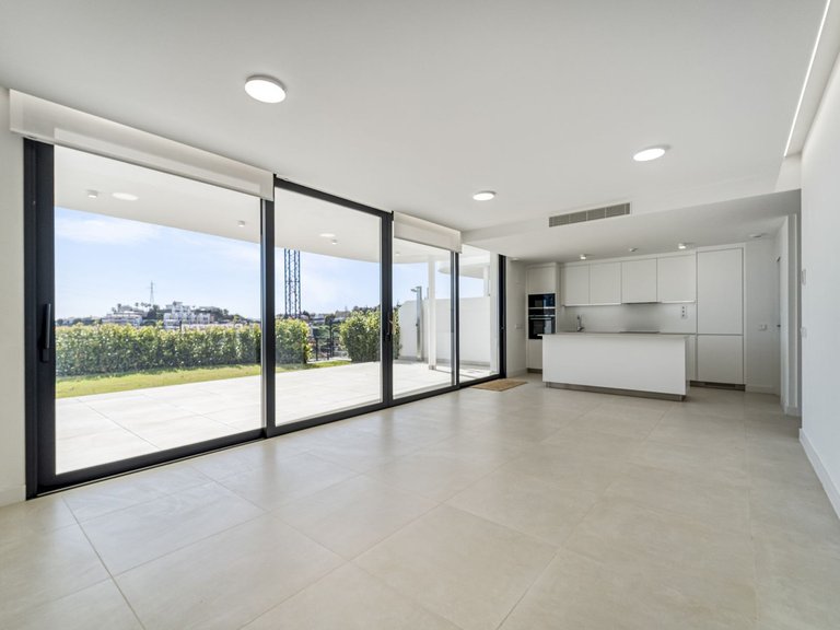 Apartment for Sale in Fuengirola, Malaga 8