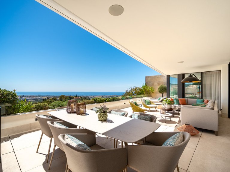 Apartment for Sale in La Quinta, Malaga 1