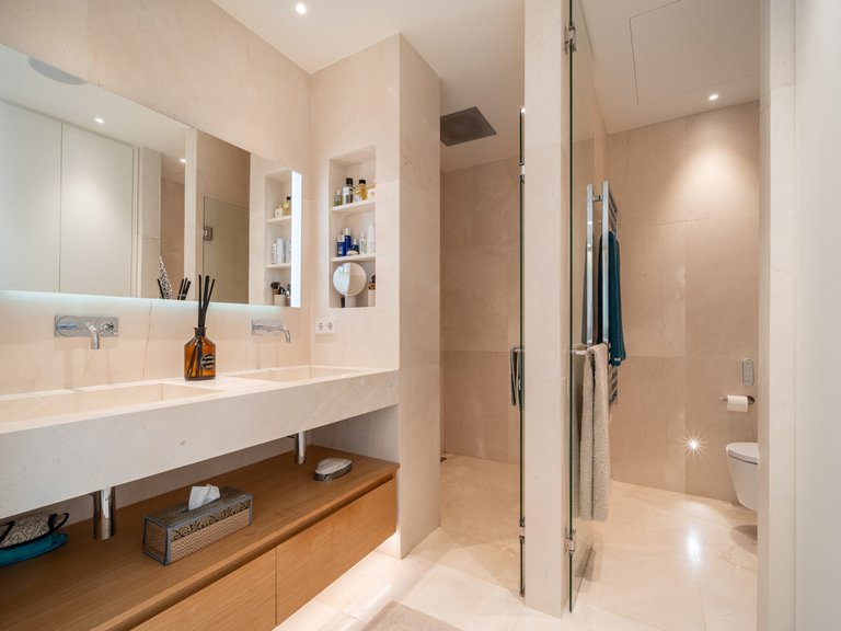 Apartment for Sale in La Quinta, Malaga 6