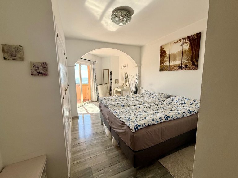 Apartment for Sale in Calahonda, Malaga 16