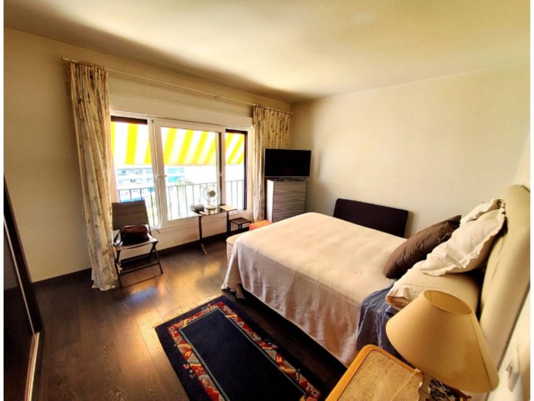 Apartment for Sale in Puerto Banús, Malaga 5