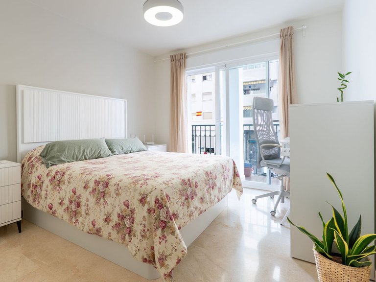 Apartment for Sale in Fuengirola, Malaga 11