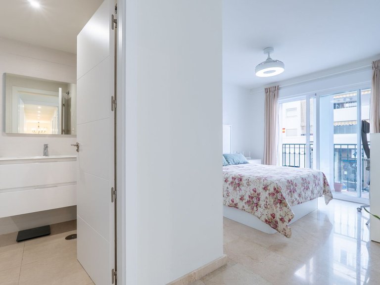 Apartment for Sale in Fuengirola, Malaga 12