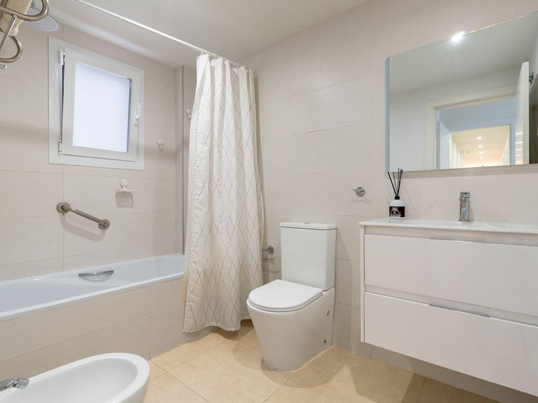 Apartment for Sale in Fuengirola, Malaga 19