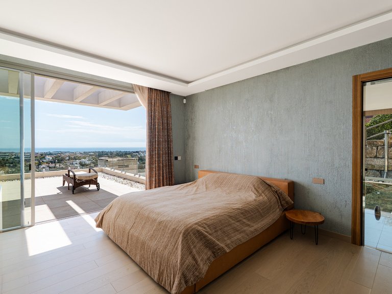 Villa for Sale in Benahavís, Malaga 16