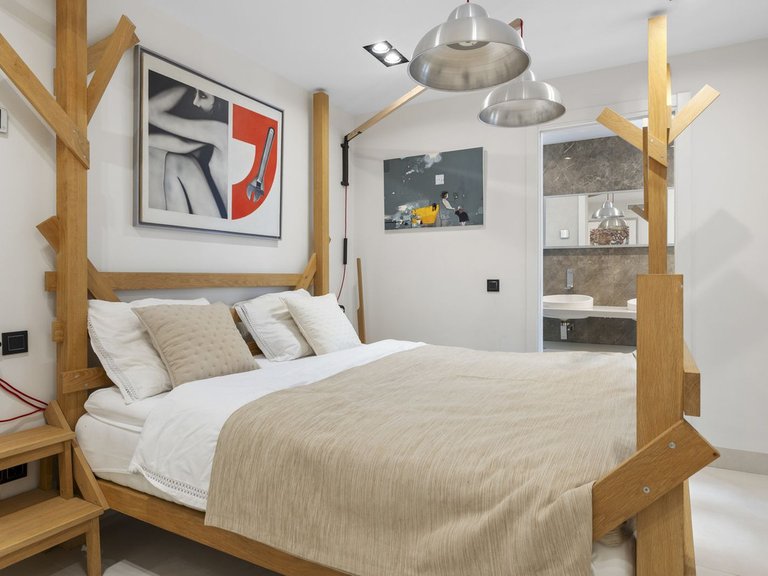 Apartment for Sale in Puerto Banús, Malaga 20