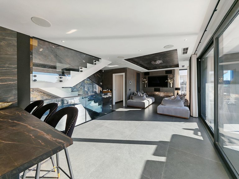 Villa for Sale in Valle Romano, Malaga 5