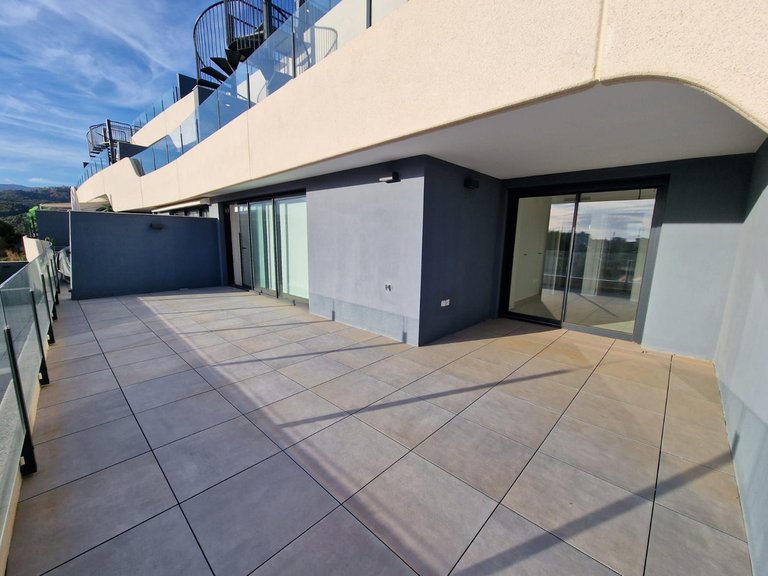 Apartment for Sale in Selwo, Malaga 3