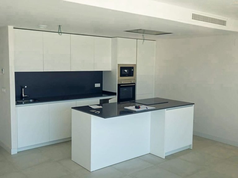 Apartment for Sale in Selwo, Malaga 5