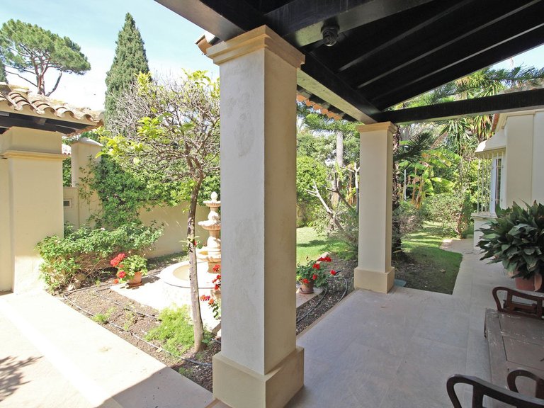 Villa for Sale in Bahía De Marbella, Malaga 45