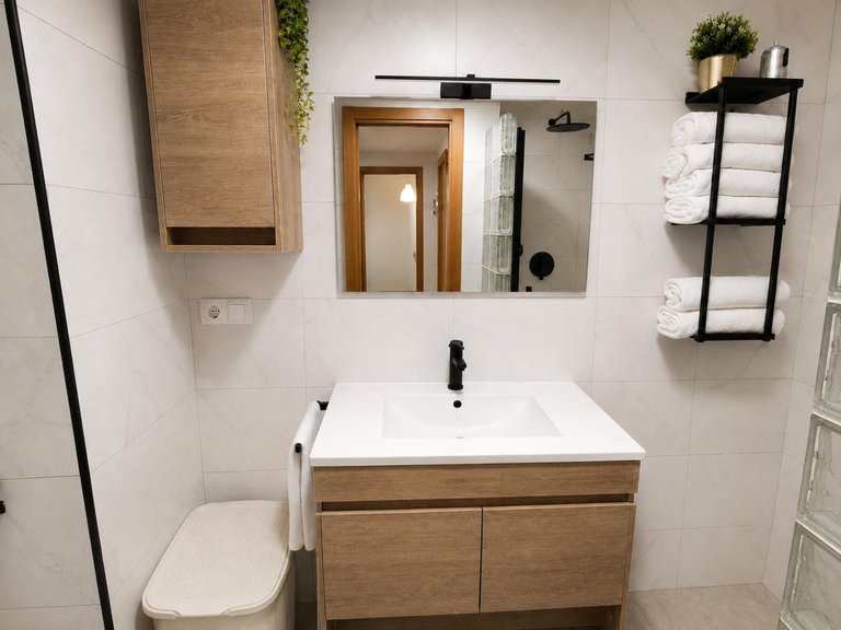 Apartment for Sale in Arroyo De Los Ángeles, Malaga 11