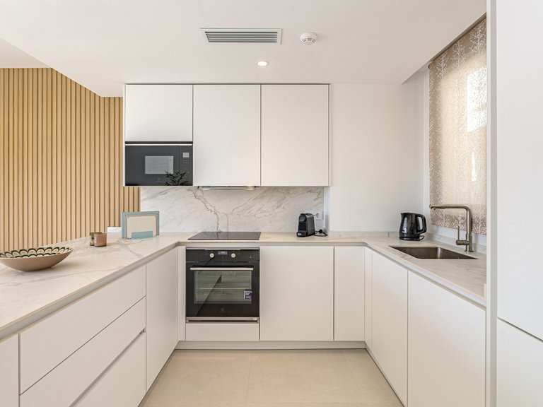 Apartment for Sale in Fuengirola, Malaga 12