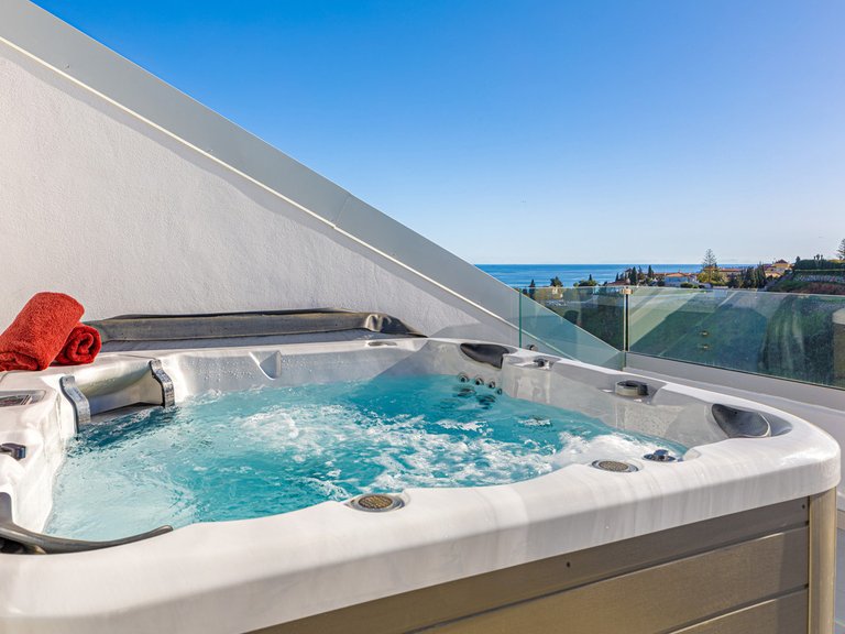 Apartment for Sale in Fuengirola, Malaga 24