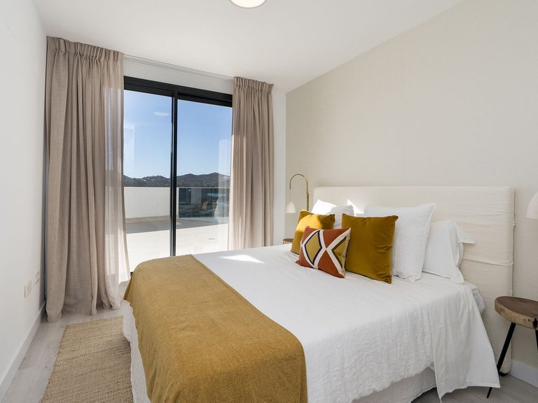 Penthouse for Sale in Costa del Sol Las Lagunas, Malaga 5