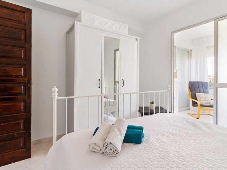 Apartment for Sale in Benalmadena Costa, Malaga 17