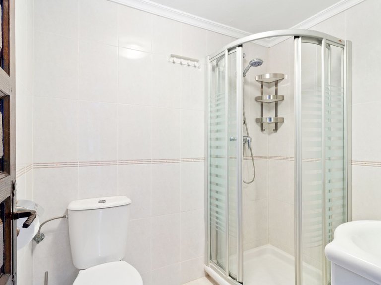 Apartment for Sale in Benalmadena Costa, Malaga 18