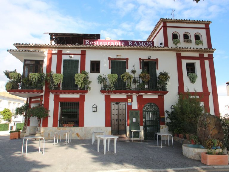 Commercial for Sale in El Paraiso, Malaga 1