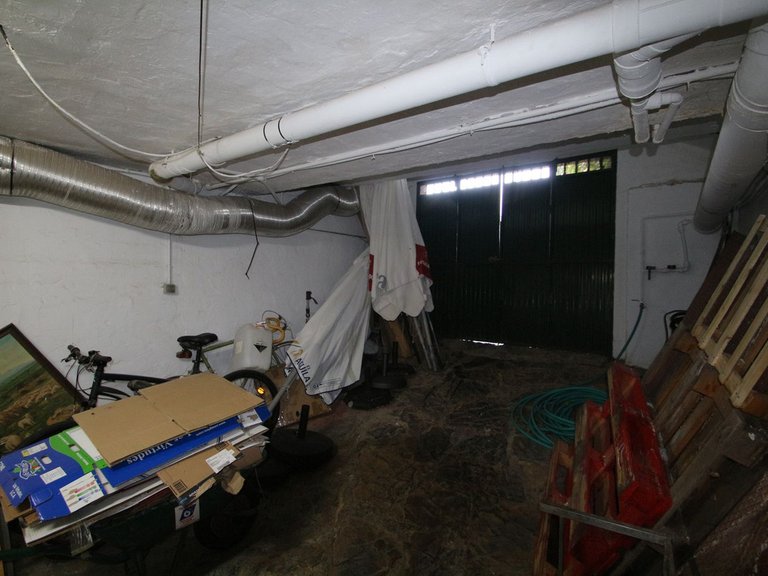 Commercial for Sale in El Paraiso, Malaga 17