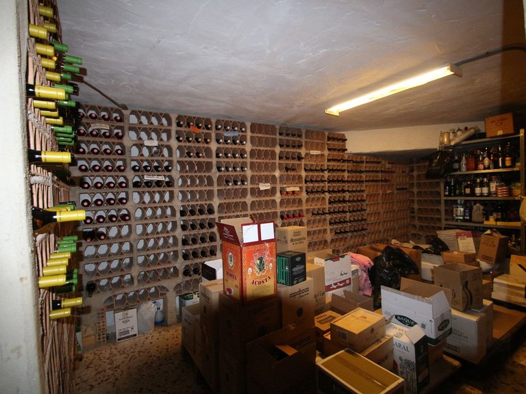 Commercial for Sale in El Paraiso, Malaga 20