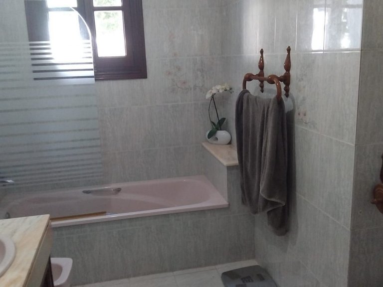 Commercial for Sale in El Paraiso, Malaga 27