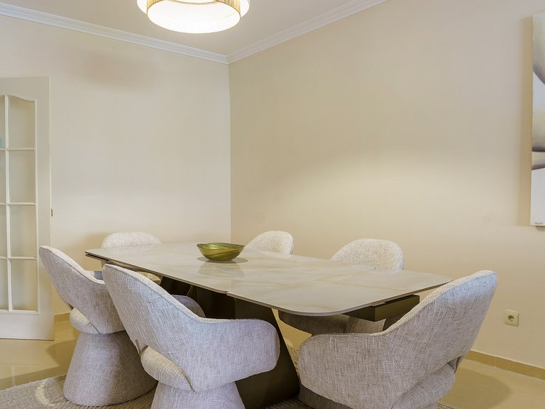 Apartment for Sale in Puerto Banús, Malaga 6