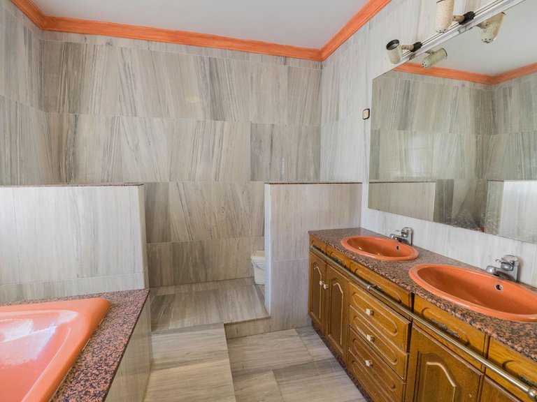 Apartment for Sale in Fuengirola, Malaga 19