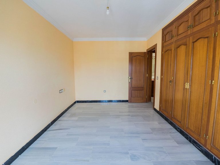Apartment for Sale in Fuengirola, Malaga 21
