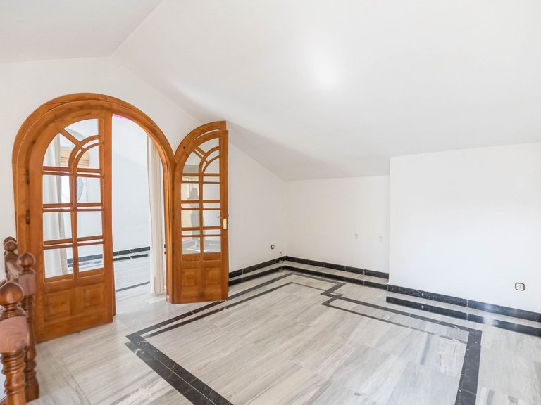 Apartment for Sale in Fuengirola, Malaga 23