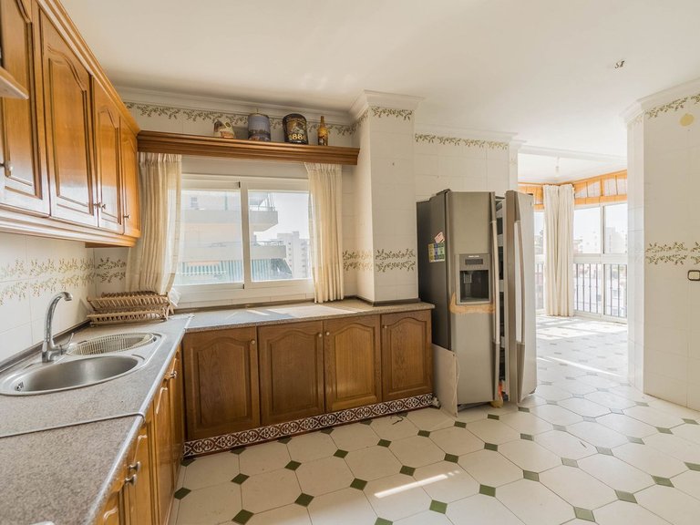Apartment for Sale in Fuengirola, Malaga 28