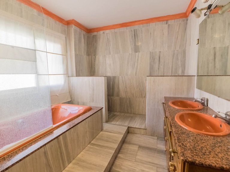 Apartment for Sale in Fuengirola, Malaga 33