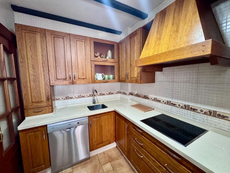 Villa for Sale in Benalmadena Pueblo, Malaga 13