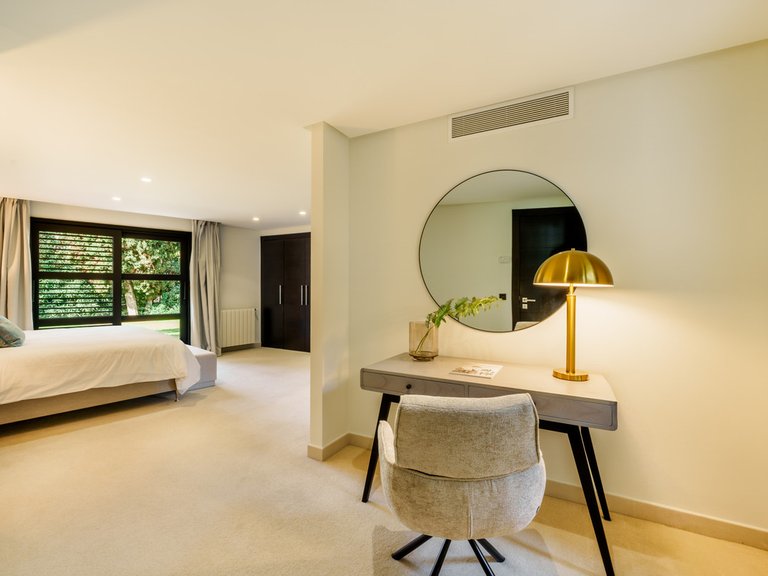 Villa for Sale in Costa del Sol Nueva Andalucía, Malaga 13