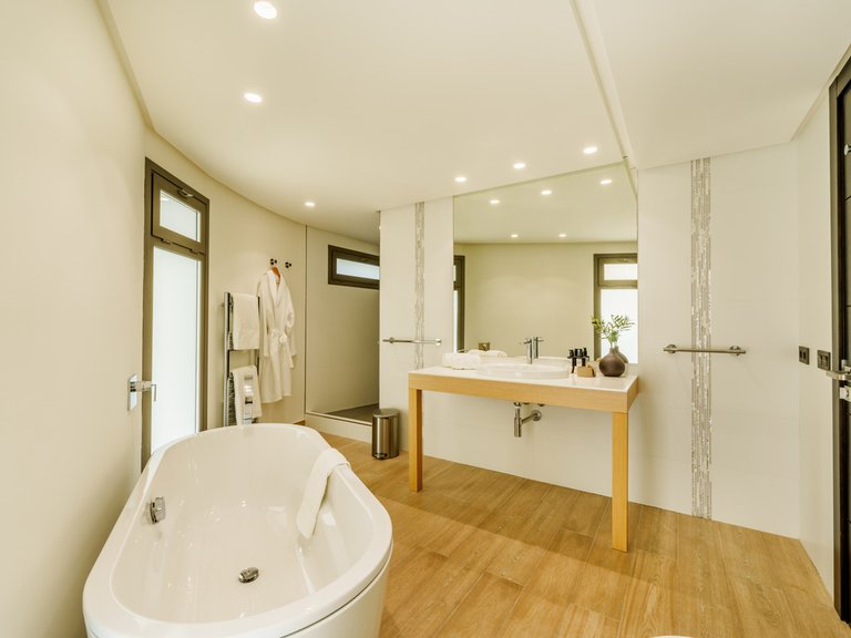 Villa for Sale in Costa del Sol Nueva Andalucía, Malaga 22