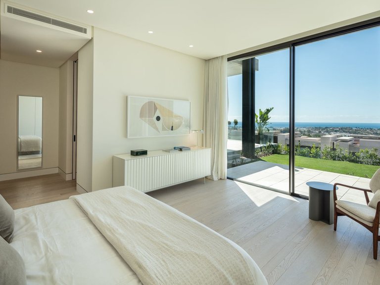 Villa for Sale in Benahavís, Malaga 13
