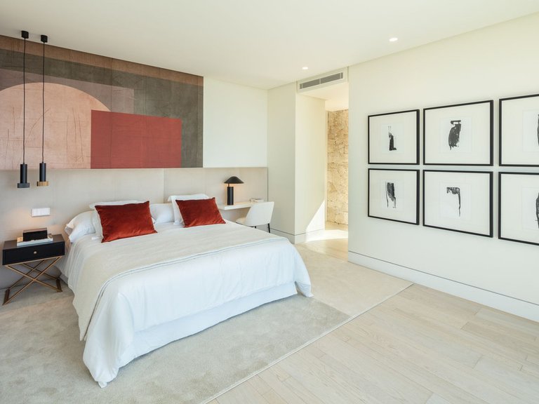 Villa for Sale in Benahavís, Malaga 14