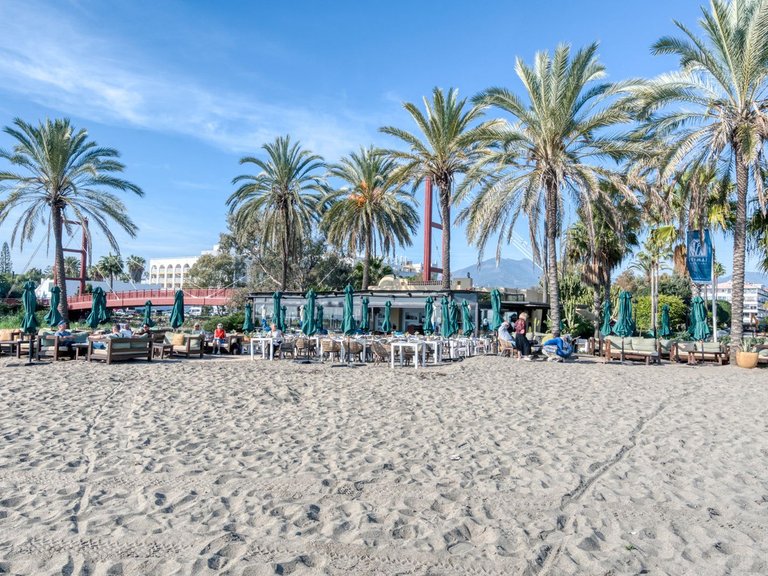 Apartment for Sale in The Golden Mile, Malaga 26
