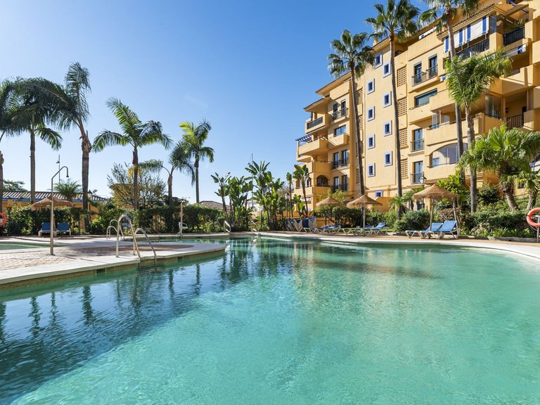 Apartment for Sale in San Pedro De Alcántara, Malaga 2