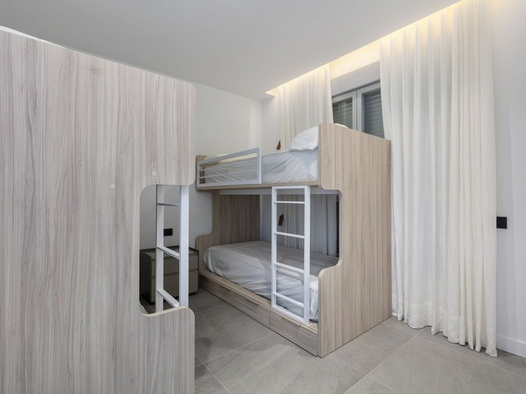 Villa for Sale in Estepona, Malaga 13