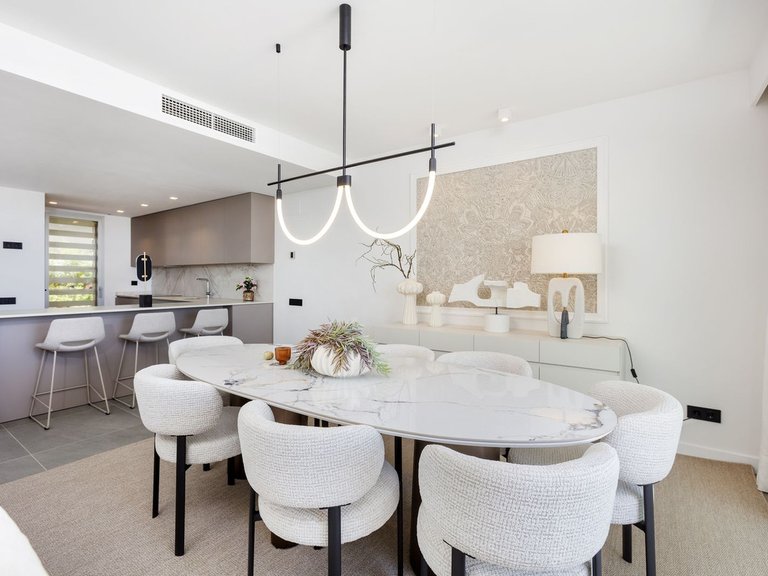 Villa for Sale in Estepona, Malaga 3
