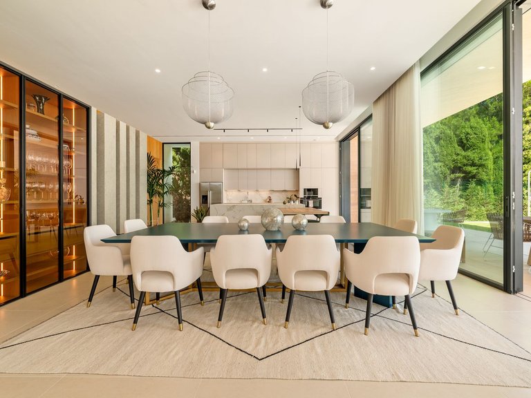 Villa for Sale in Guadalmina Alta, Malaga 10